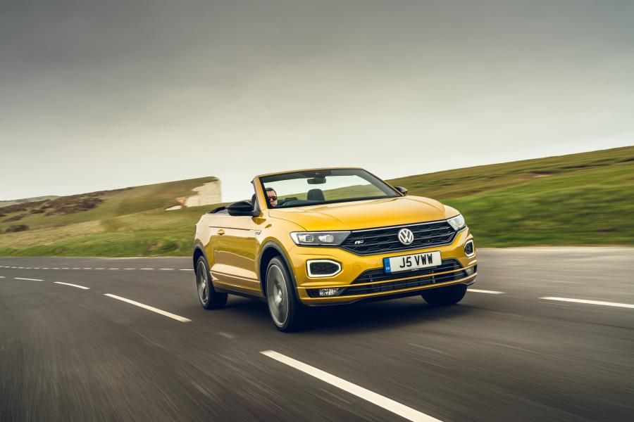  Volkswagen T-Roc Cabriolet R-Line 2020 года  (UK) (фото 26 из 40)